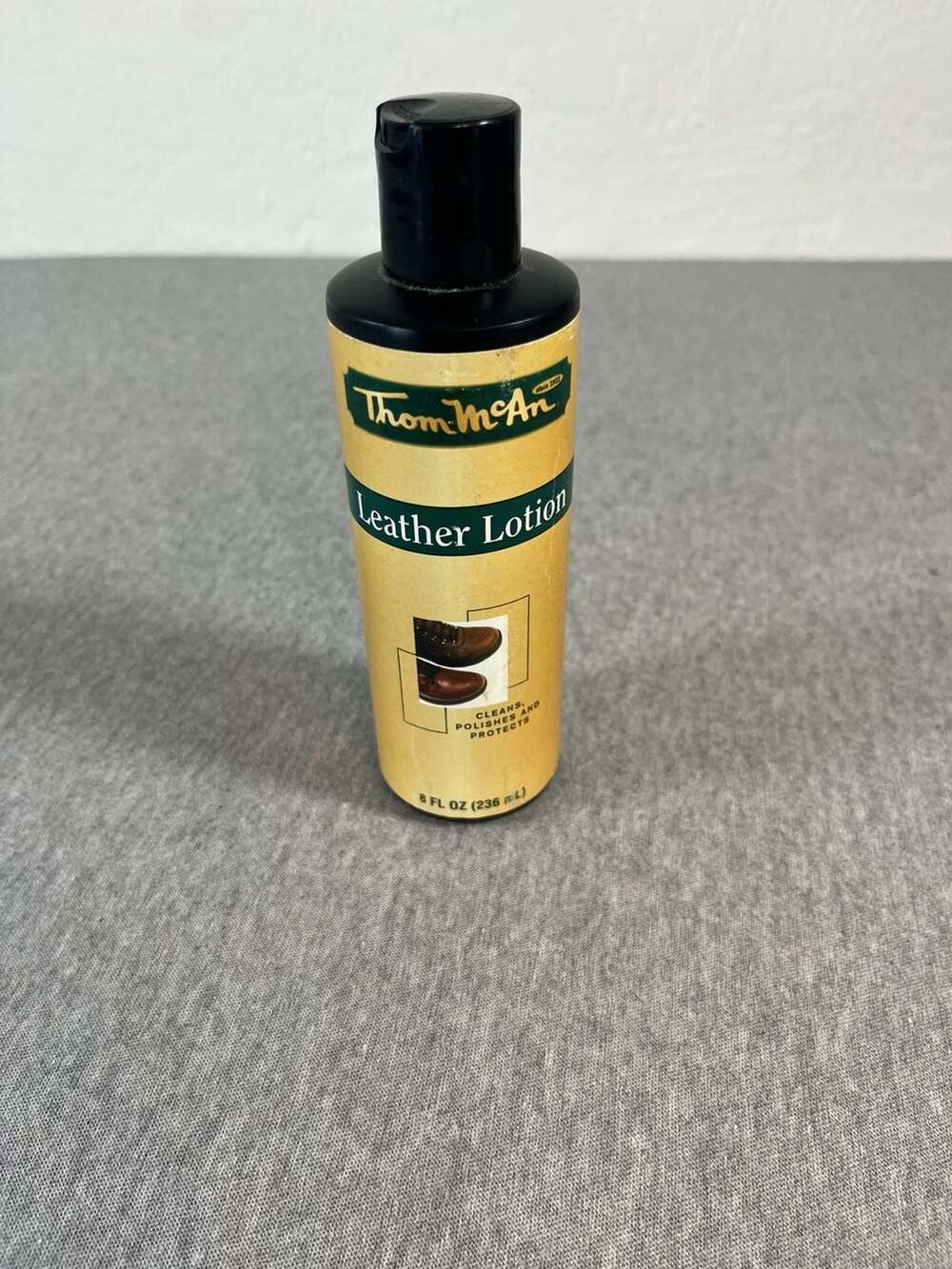 Thom McAn Leather Lotion 8 Fl Oz